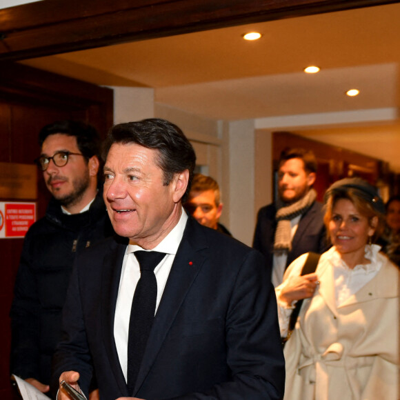 Christian Estrosi et sa femme Laura Tenoudji - Résultats des votes du 1er tour de l'élection présidentielle à l'hôtel Aston la Scala à Nice, le 10 avril 2022. © Bruno Bebert/Bestimage