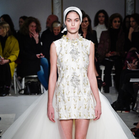 Défilé de mode Giambattista Valli collection Haute Couture printemps-été 2017 à Paris, le 23 janvier 2017.