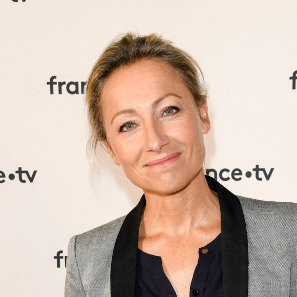 Anne-Sophie Lapix au photocall de la conférence de presse de France 2 au théâtre Marigny à Paris le 18 juin 2019