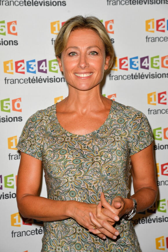 Anne-Sophie Lapix lors du photocall de la présentation de la nouvelle dynamique 2017-2018 de France Télévisions. Paris, le 5 juillet 2017.