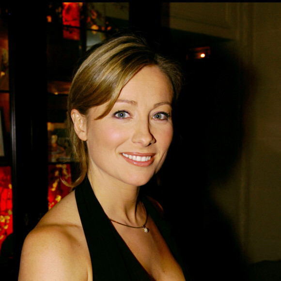 ANNE SOPHIE LAPIX - SOIREE TROFEMINA SIEMENS 2005 AU GRAND HOTEL INTERCONTINENTAL A PARIS  