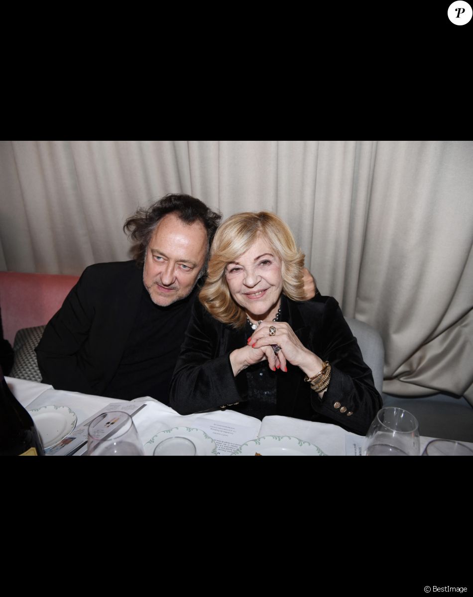Semi-exclusif - Nicoletta et son mari Jean-Christophe Molinier - Dîner de charité de l'association "La princesse Murat" au restaurant "Les jardins du Presbourg" à Paris © Rachid Bellak/Bestimage