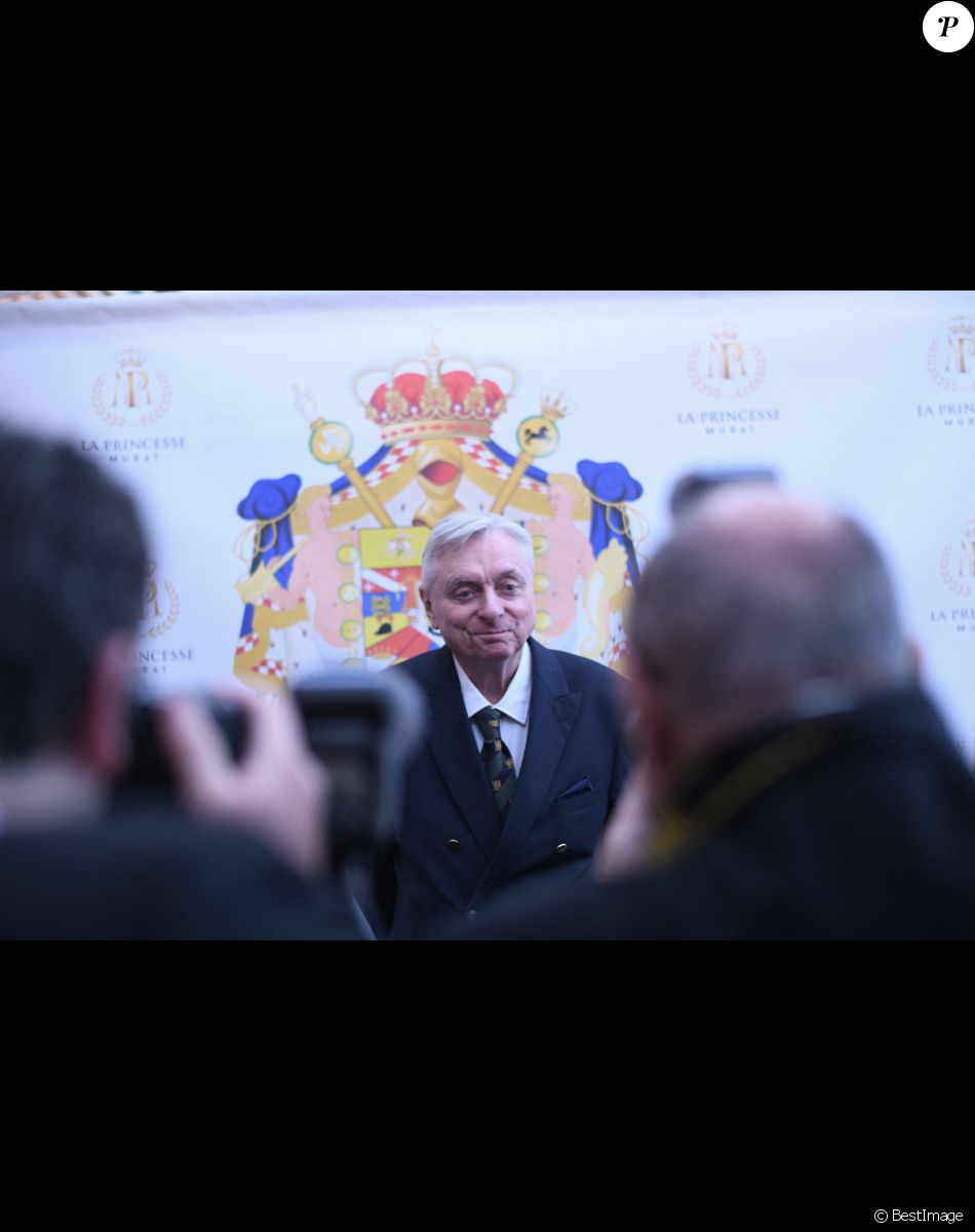 Semi-exclusif - Le prince Joachim Murat - Dîner de charité de l'association "La princesse Murat" au restaurant "Les jardins du Presbourg" à Paris le 11 avril 2022. "L’association « La Princesse Murat » est une association à but non lucratif dont l’objet est de promouvoir l’accès à la santé, à l’éducation, à la nutrition et aux premiers secours aux femmes et aux enfants en situation de détresse, d’extrême pauvreté, et de risques sanitaires où que ce soit dans le monde. Elle a également pour vocation de promouvoir le développement durable et l'écologie, indispensables pour garantir que toutes formes d'aide soient durables à long terme.© Rachid Bellak/Bestimage