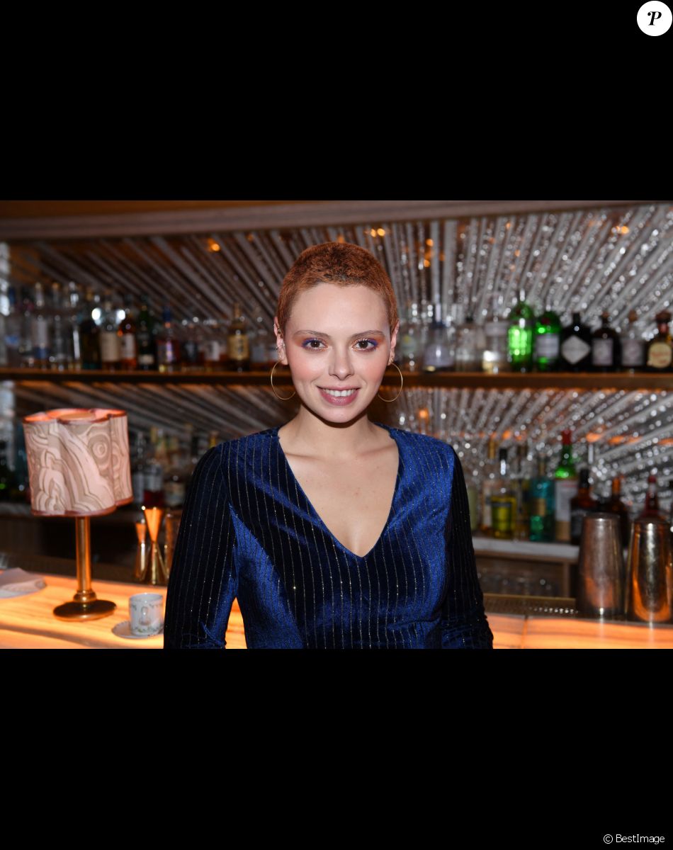 Semi-exclusif - Fanny Reaver - Dîner de charité de l'association "La princesse Murat" au restaurant "Les jardins du Presbourg" à Paris le 11 avril 2022. "L’association « La Princesse Murat » est une association à but non lucratif dont l’objet est de promouvoir l’accès à la santé, à l’éducation, à la nutrition et aux premiers secours aux femmes et aux enfants en situation de détresse, d’extrême pauvreté, et de risques sanitaires où que ce soit dans le monde. Elle a également pour vocation de promouvoir le développement durable et l'écologie, indispensables pour garantir que toutes formes d'aide soient durables à long terme.© Rachid Bellak/Bestimage
