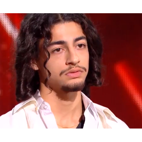 Raphaël, Mattéo et Nicolas de l'équipe de Amel Bent lors des battles de "The Voice 11" - Emission du 16 avril 2022, TF1