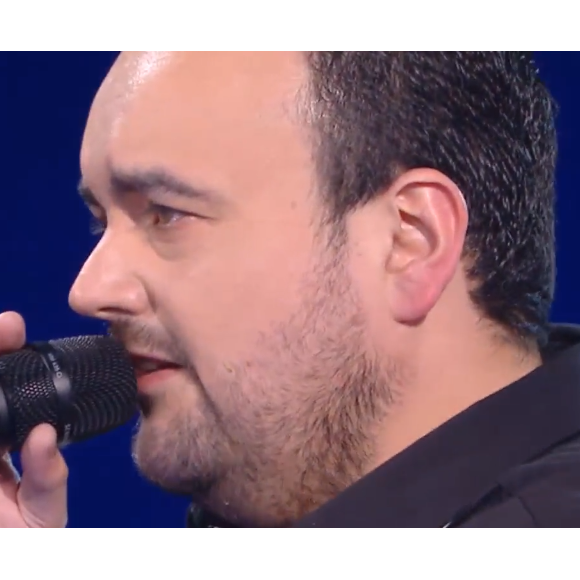Axel, Caroline et Fabien de l'équipe de Marc Lavoine s'affrontent lors des battles de "The Voice" - Emission du 16 avril 2022, TF1
