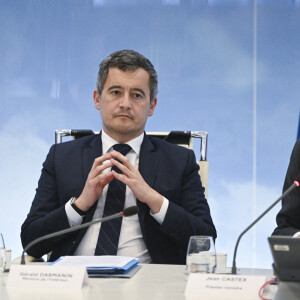 Gérald Darmanin, ministre de l'Intérieur lors de la cellule de crise sur l'accueil des réfugiés ukrainiens en France au ministère de l'intérieur hôtel de Beauvau, à Paris, France, le 22 mars 2022