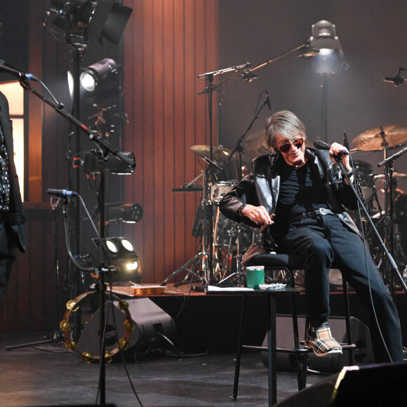 Jacques Dutronc et Thomas Dutronc en showcase de leur tournée "Dutronc & Dutronc" au Centre Evénementiel de Courbevoie le 11 avril 2022. © Coadic Guirec/Bestimage