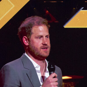 Le prince Harry et Meghan Markle lors de la cérémonie d'ouverture des Invictus Games 2020 à La Haye, le 16 avril 2022. 