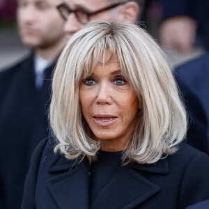 Brigitte Macron - Sorties des obsèques de Jean-Pierre Pernaut en la Basilique Sainte-Clotilde à Paris, France le 9 mars 2022. © Aurelien Morissard/Panoramic/Bestimage 