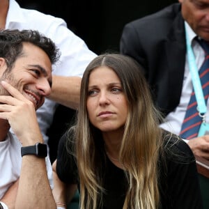 Amir Haddad et sa femme Lital en tribune lors des internationaux de tennis de Roland-Garros le 28 mai 2018. © Dominique Jacovides / Cyril Moreau / Bestimage