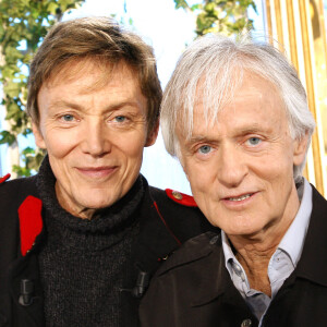 Portrait du chanteur Dave et son compagnon Patrick Loiseau en 2016