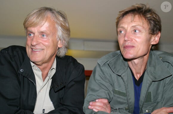 Dave et son mari Patrick Loiseau à l'événement "Patrick Sébastien fête ses 30 ans de télévision à l'Olympia en 2004