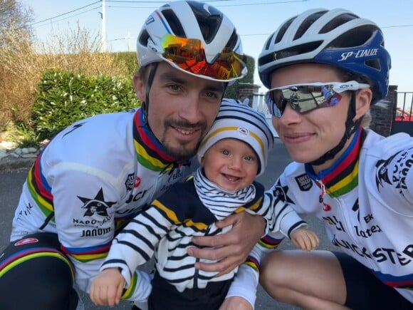 Marion Rousse, Julian Alaphilippe et leur fils Nino.