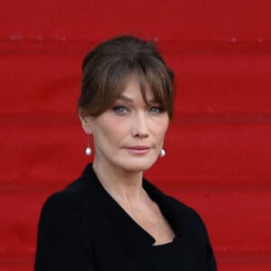 Nicolas Sarkozy et sa femme Carla Bruni - Arrivées en l'église Saint-Sulpice pour les obsèques de l'ancien président de la République Jacques Chirac à Paris. Un service solennel sera présidé par le président de la République. Le 30 septembre 2019 © Stéphane Lemouton / Bestimage 