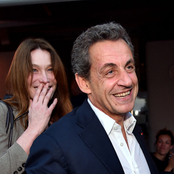 Nicolas Sarkozy et sa femme Carla Bruni-Sarkozy sont allés diner au restaurant "La Petite Maison" après avoir participé aux Journées d'études du Parti Populaire Européen à l'hôtel Méridien à Nice, le 1er juin 2016. © Bruno Bebert/Bestimage 