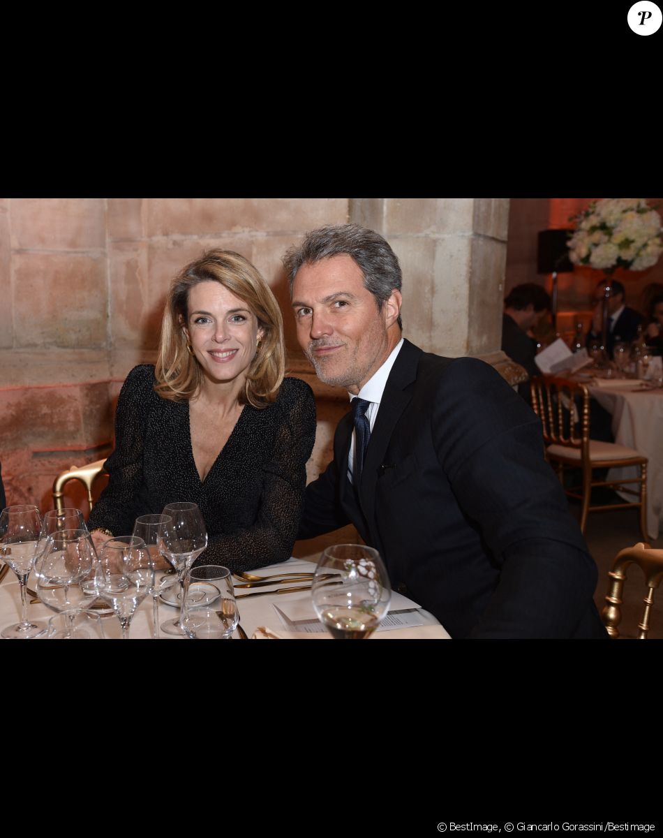 Julie Andrieu et son mari le Dr Stéphane Delajoux - Gala Mawoma, 1er concours mondial itinérant consacré aux femmes cheffes d'orchestre à la Conciergerie à Paris le 9 mars 2020. © Giancarlo Gorassini/Bestimage