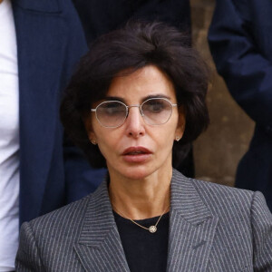 Rachida Dati - Sorties de la messe funéraire en hommage à Bernard Tapie en l'église Saint-Germain-des-Prés à Paris. Le 6 octobre 2021