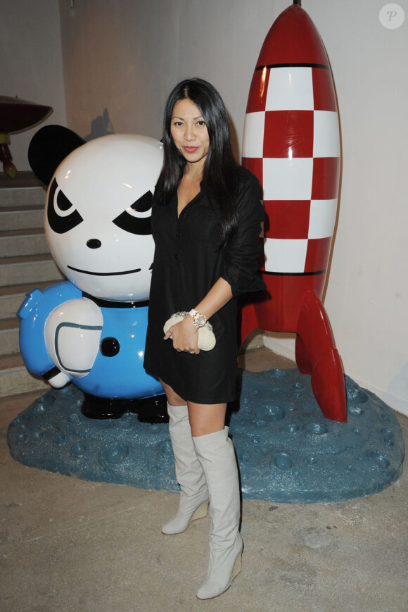 Anggun lors du vernissage de l'exposition Hi Panda by Ji-Ji, le 25 janvier 2010 au Art Club du Palais de Tokyo.