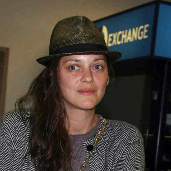 Marion Cotillard à Los Angeles, en 2011 avec son fils Marcel Canet