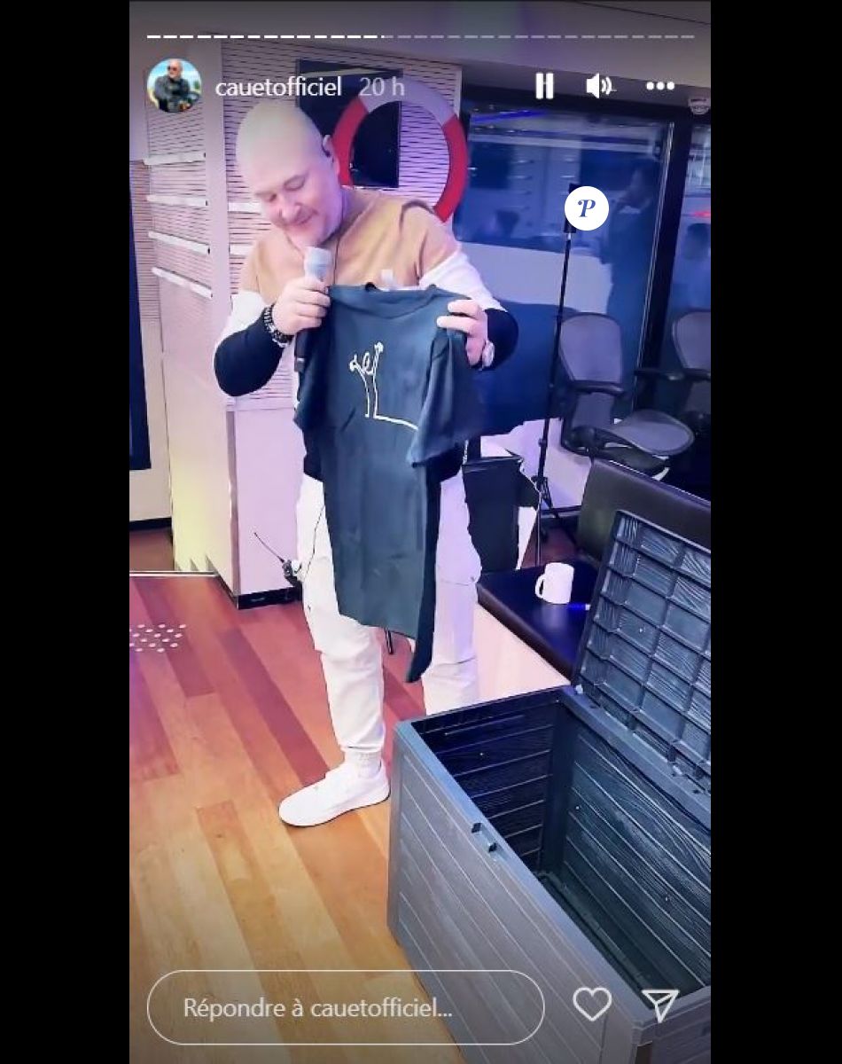 Cauet reçoit des surprises pour son anniversaire le 27 avril 2022, chez NRJ