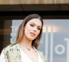 Iris Mittenaere arrive au défilé Stéphane Rolland Haute-Couture 2022 au au palais de Chaillot dans le cadre de la Fashion Week de Paris, France, le 25 janvier 2022. © Veeren-Clovis/Bestimage 