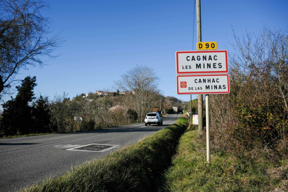 A Cagnac-les-Mines (Tarn), les proches de Delphine Jubillar ont organisé une marche en son honneur le 19 décembre 2021