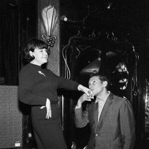 En France, à Paris, Henri Salvador et la chanteuse Régine. Le 27 janvier 1965 © Michel Ristroph via Bestimage