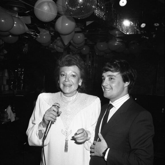 Archives - Regine et Thierry Le Luron - Soiree Thierry Le Luron a Paris en avril 1982