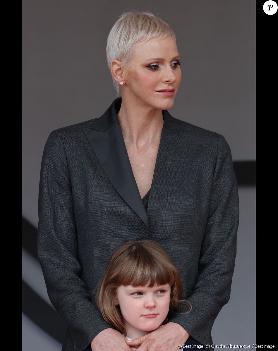 La princesse Charlene de Monaco et sa fille la princesse Gabriella - Remise des prix du championnat du "Monaco ePrix" à Monaco. Le 30 avril 2022 © Claudia Albuquerque / Bestimage