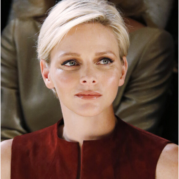 La princesse Charlene de Monaco assiste au defile Akris pret-a-porter printemps-ete 2013 a Paris le 30 Septembre 2012.  Princess Charlene of Monaco attends the Akris Spring / Summer 2013 show as part of Paris Fashion Week at Palais de Chaillot on September 30, 2012 in Paris, France. 