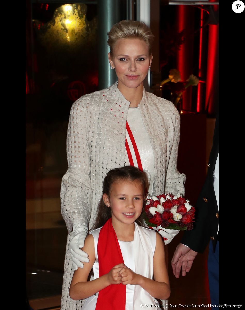 La princesse Charlène de Monaco et Anna - Soirée de gala lors de la fête nationale monégasque au Grimaldi Forum à Monaco, le 19 novembre 2017. © Jean-Charles Vinaj/Pool Monaco/Bestimage