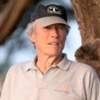 Clint Eastwood : il vole la vedette à Johnny Depp... et à George Clooney !
