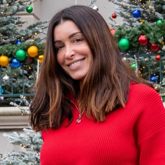 Jenifer Bartoli - Les célébrités fêtent Noël à Disneyland Paris en novembre 2021.  © Disney via Bestimage