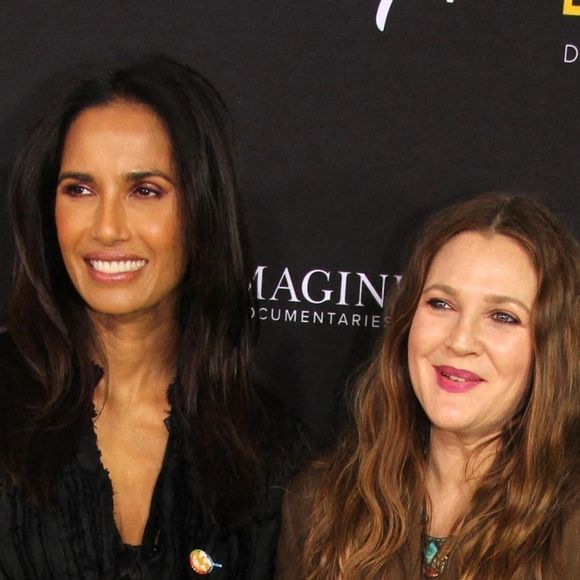 Padma Lakshmi et Drew Barrymore - Première du film "We Feed People" à New York le 3 mai 2022. 