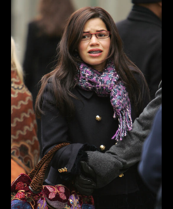 America Ferrera sur le tournage d'Ugly Betty
