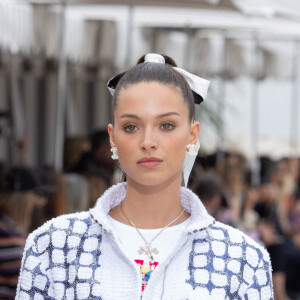 Yelena Noah au Défilé croisière Chanel au Monte Carlo Beach à Monaco © Olivier Borde / Bestimage 