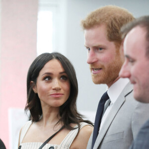 Le prince Harry et sa fiancée Meghan Markle lors d'une réception du forum des jeunes pendant le Commonwealth Heads of Government Meeting à Londres le 18 avril 2018. 