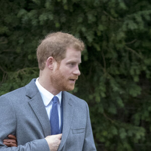 Le prince Harry et sa fiancée Meghan Markle - La famille royale d'Angleterre arrive à l'église St Mary Magdalene pour la messe de Noël à Sandringham le 25 décembre 2017 