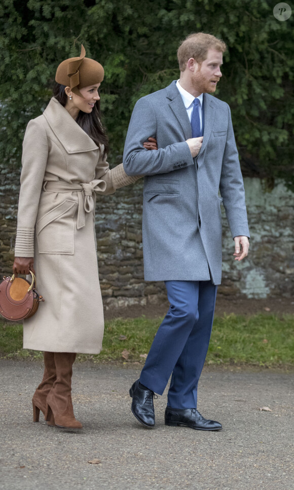 Le prince Harry et sa fiancée Meghan Markle - La famille royale d'Angleterre arrive à l'église St Mary Magdalene pour la messe de Noël à Sandringham le 25 décembre 2017 