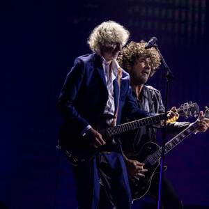 Exclusif - Louis Bertignac et Yarol Poupaud - Concert hommage à Johnny Hallyday "Que je t'aime" à l'AccorHotels Arena Paris Bercy à Paris. Le 14 septembre 2021 © Borde-Jacovides-Moreau / Bestimage 