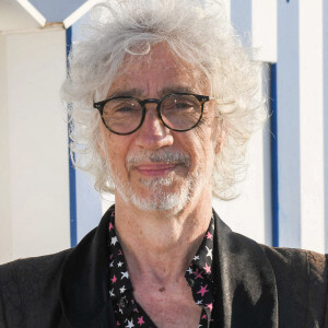 Louis Bertignac lors du photocall du jury du 35ème festival de Cabourg © Coadic Guirec / Bestimage 