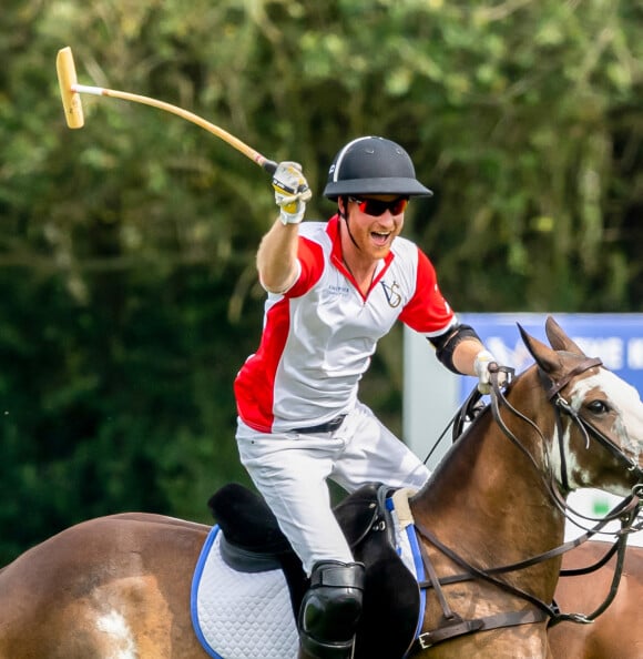 Le prince Harry, duc de Sussex lors d'un match de polo de bienfaisance King Power Royal Charity Polo Day à Wokinghan, comté de Berkshire, Royaume Uni, le 10 juillet 2019. 