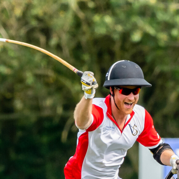Le prince Harry, duc de Sussex lors d'un match de polo de bienfaisance King Power Royal Charity Polo Day à Wokinghan, comté de Berkshire, Royaume Uni, le 10 juillet 2019. 