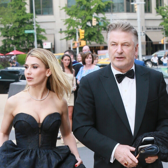 Alec Baldwin et sa femme Hilaria Baldwin à la soirée American Ballet Theatre au Metropolitan Opera House à New York.