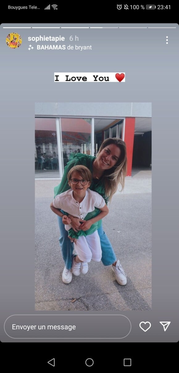 Hugo, le fils Rodolphe Michaux-Tapie, a été baptisé. Instagram, mai 2022. Sophie Tapie était présente pour l'occasion.