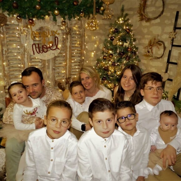 La famille Gonzalez de "Familles nombreuses" à Noël
