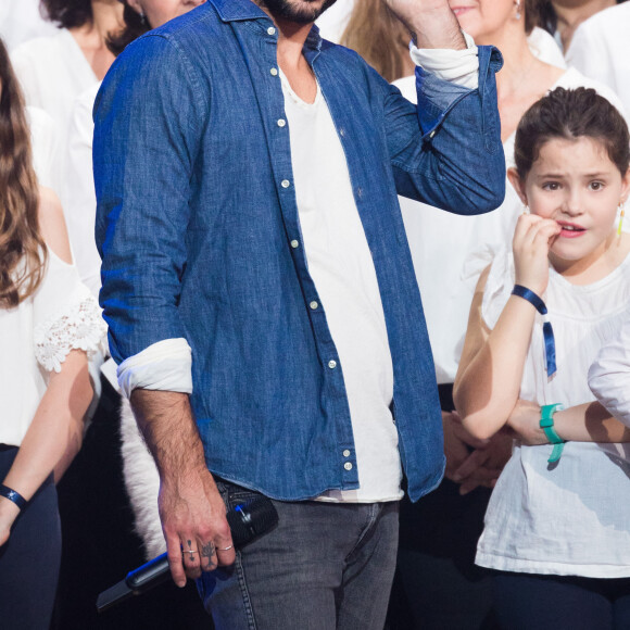 Jérémy Frérot - Deuxième jour de la 33ème édition du Téléthon au Parc de la Villette à Paris le 7 décembre 2019. © Tiziano Da Silva/Bestimage