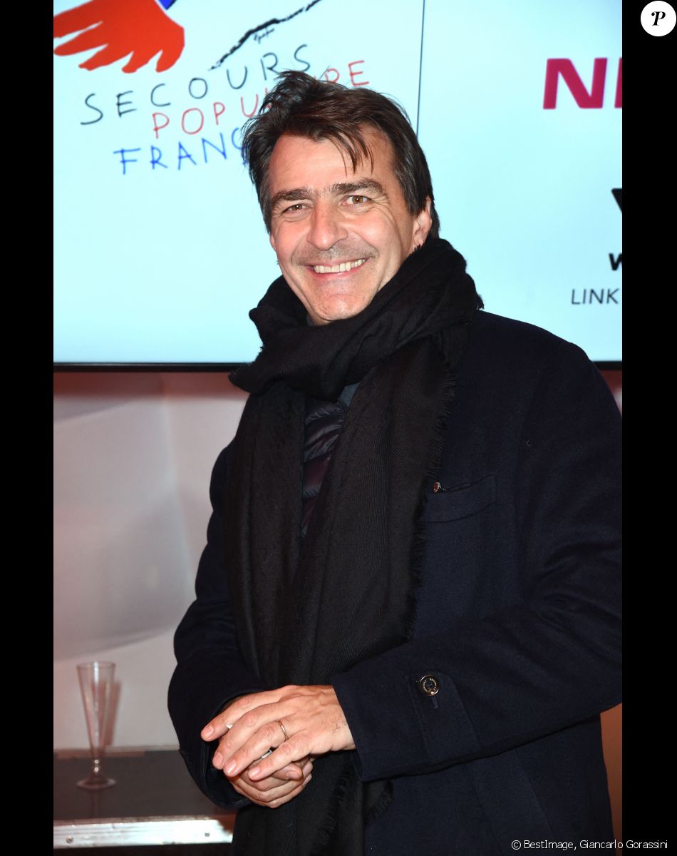 Exclusif - Yannick Alléno - Lancement de La Brigade Des Pères Noël Verts du Secours Populaire sur le parvis de l'Hôtel de ville de Paris, France, le 30 novembre 2018. © Giancarlo Gorassini/Bestimage
