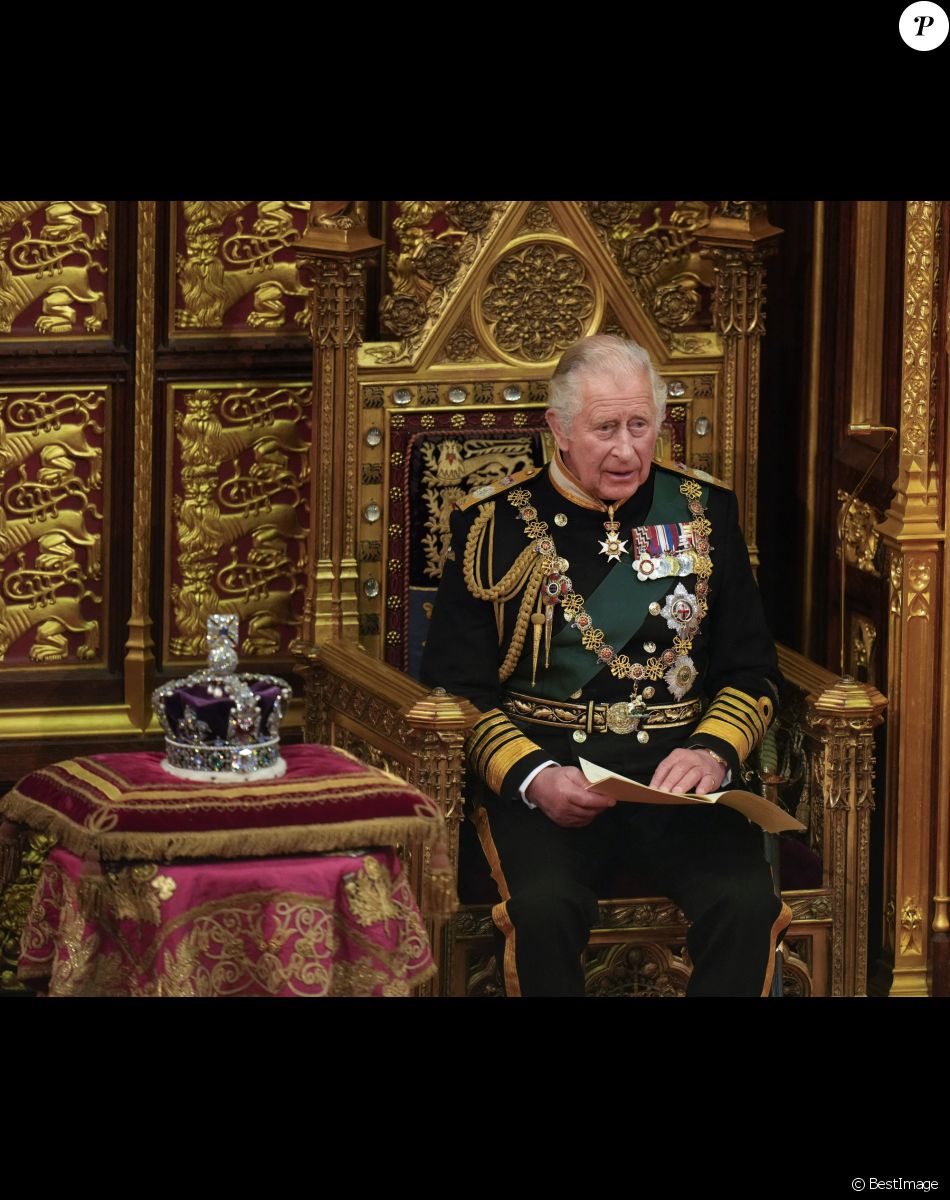 Le prince Charles, prince de Galles - Arrivée au discours de l'ouverture officielle du Parlement à Londres, le 10 mai 2022. Ayant des problèmes de mobilité, la reine d'Angleterre est représentée par le prince de Galles.